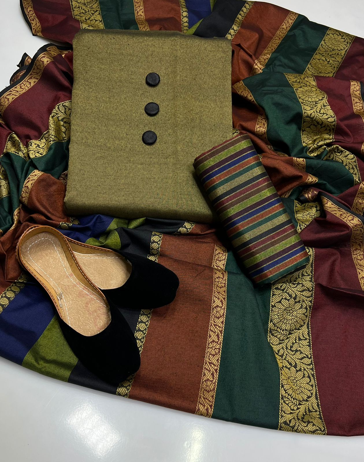 4PC Wool Shawl Dress (Khussa Gift)